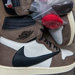 Nike Travis Scott x Air Jordan 1 High